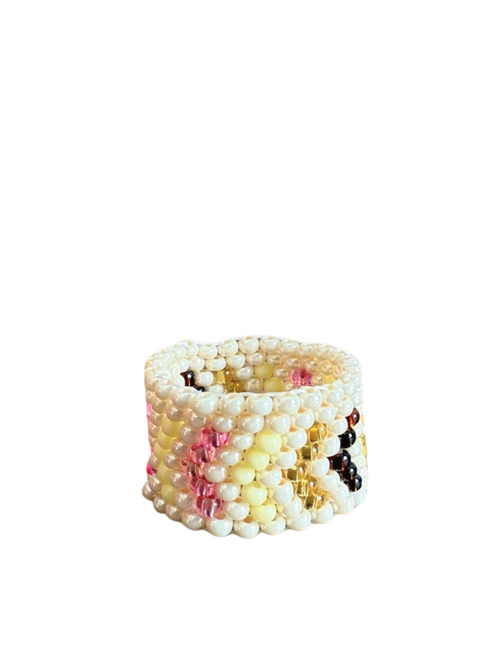 Anillo en mostacilla