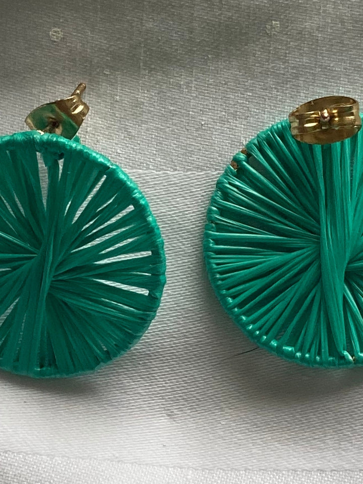 Aretes en Plástico Reciclado