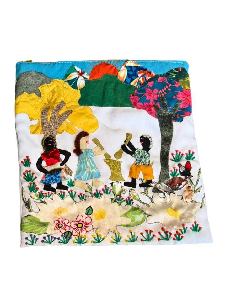 Cartucheras bordadas de Mampuján