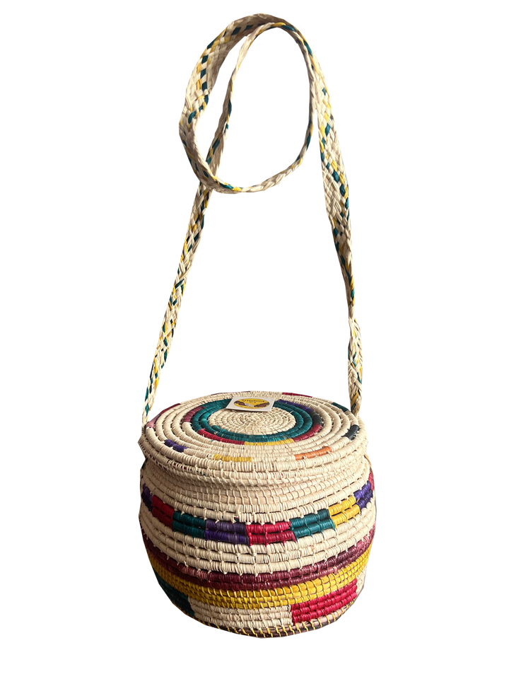 Canasto Sikuani con lazo y tapa