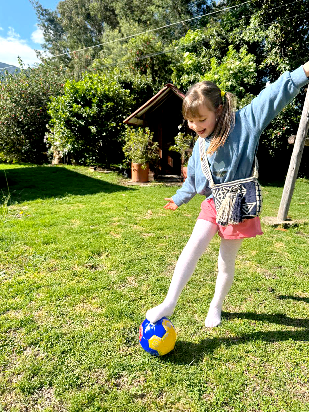 Balón de fútbol mediano